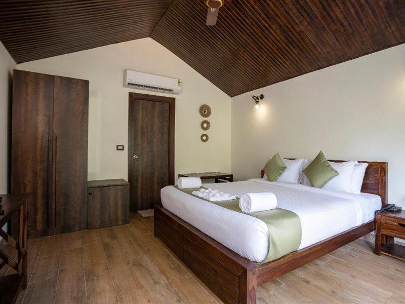 Hotel Stone Wood Premier Gokarna Gokarna  Exterior foto