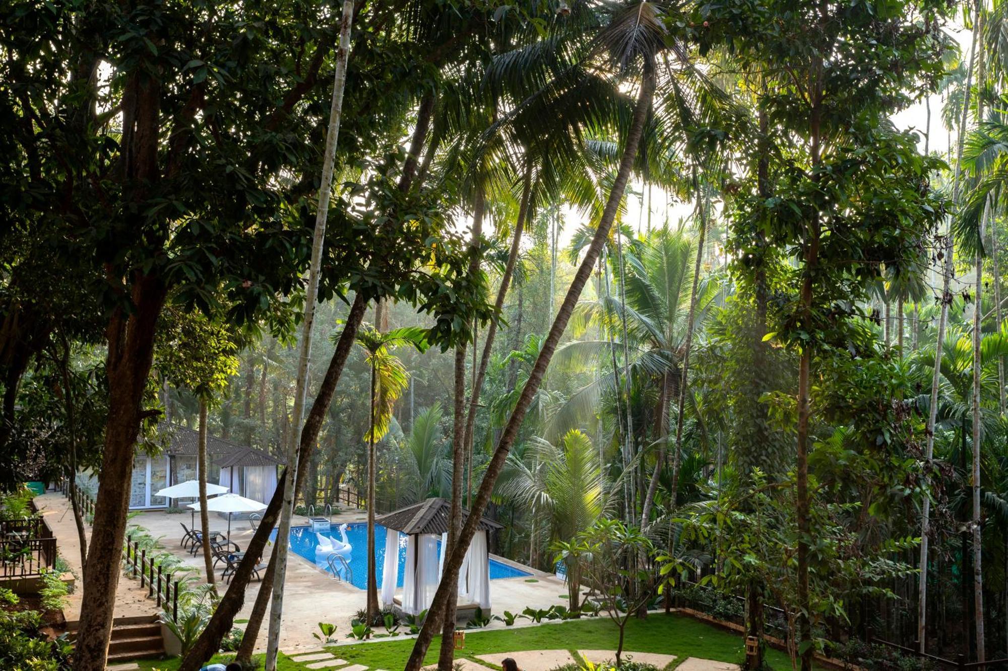 Hotel Stone Wood Premier Gokarna Gokarna  Exterior foto