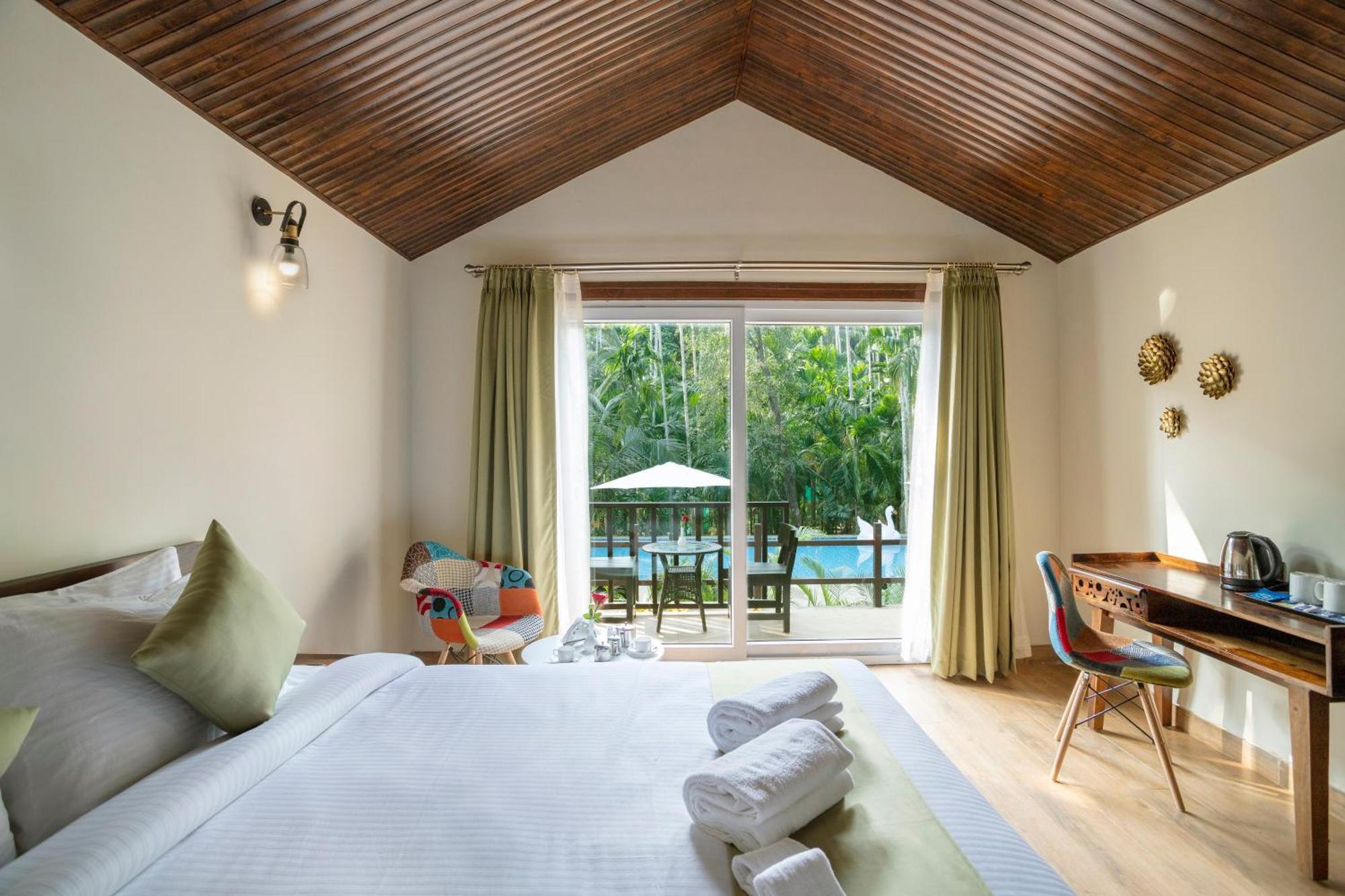 Hotel Stone Wood Premier Gokarna Gokarna  Exterior foto