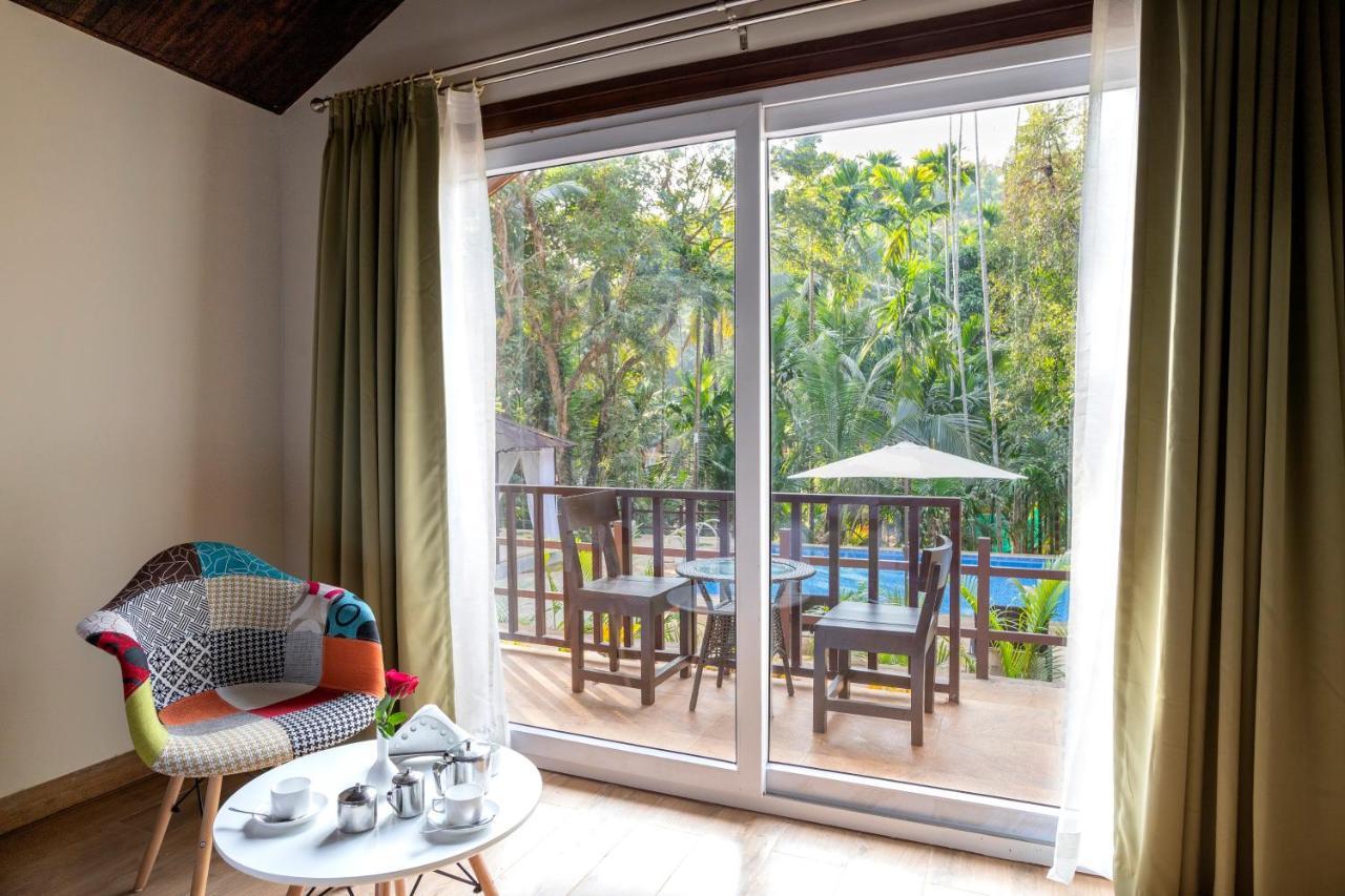 Hotel Stone Wood Premier Gokarna Gokarna  Exterior foto